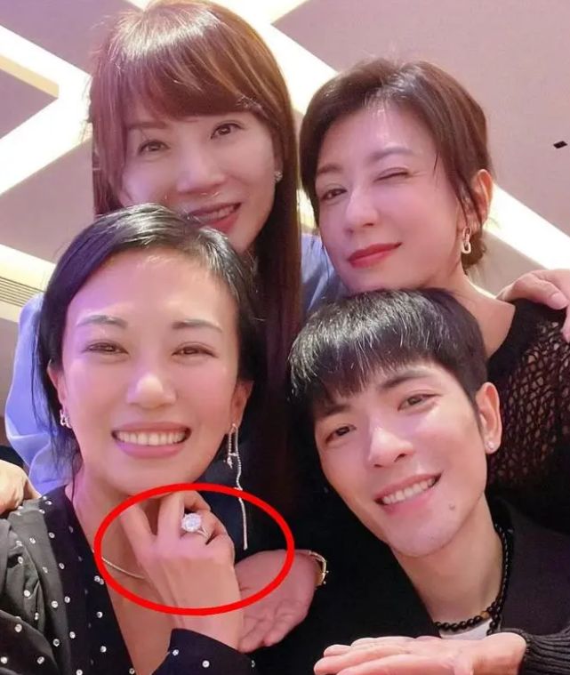 萧敬腾求婚钻戒图片,萧敬腾求婚钻戒多少钱