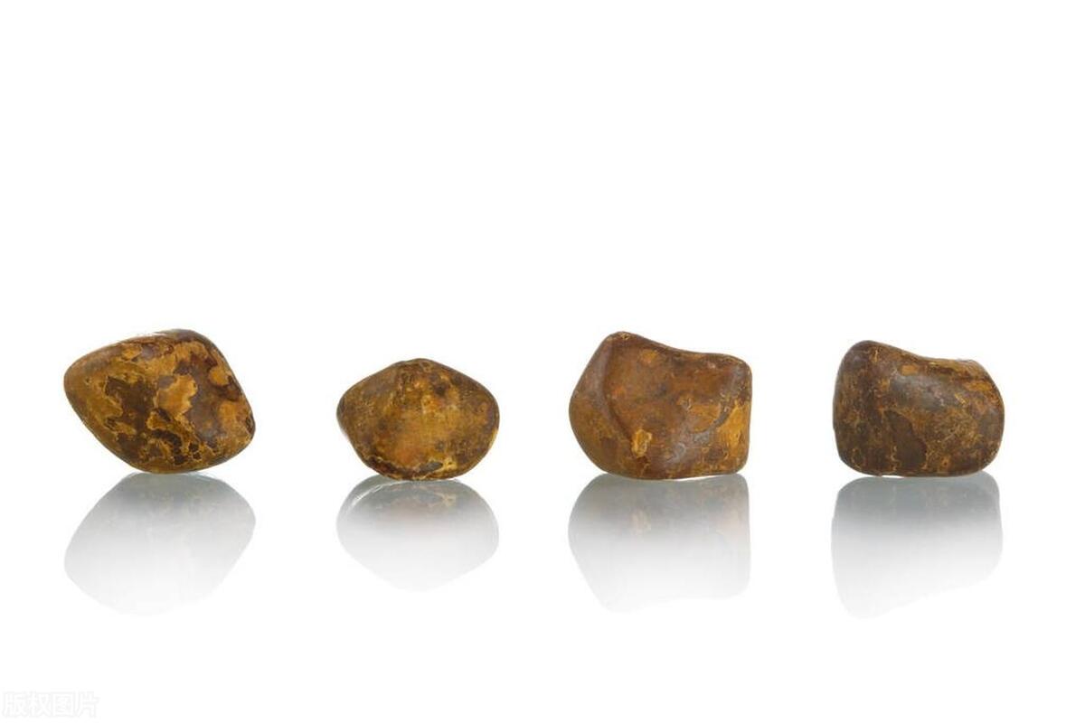 女朋友突然肚子疼想上厕所,女朋友肚子疼上吐下泻