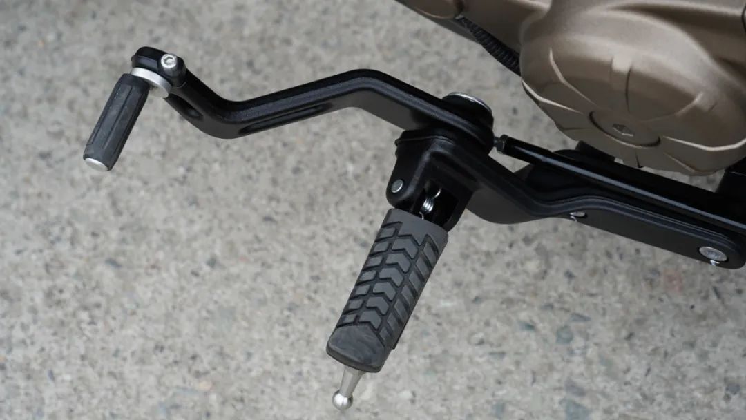 国产300复古巡航车有几款,座高690美式巡航摩托