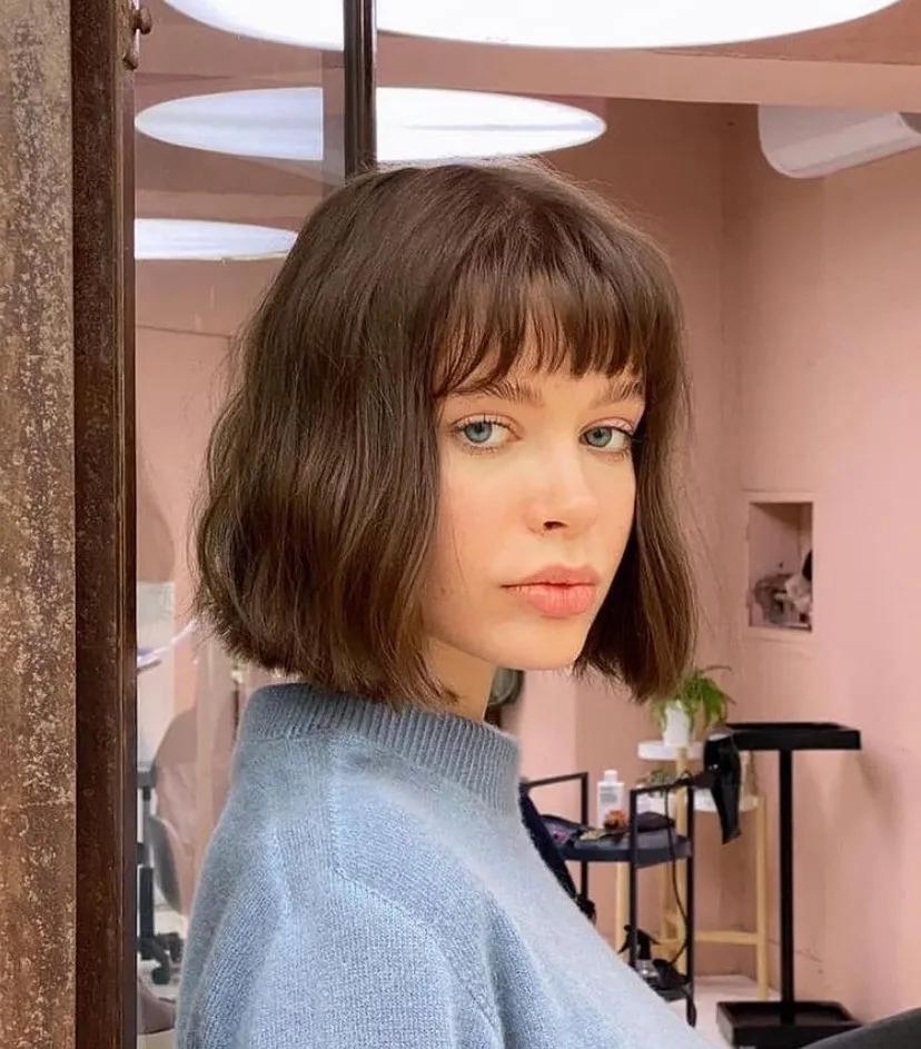 三款适合各种脸型的发型,大脸女生中长发烫发发型