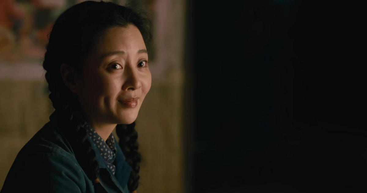 殷桃年过40依然美成一枝花,为什么殷桃被称为冻龄身材