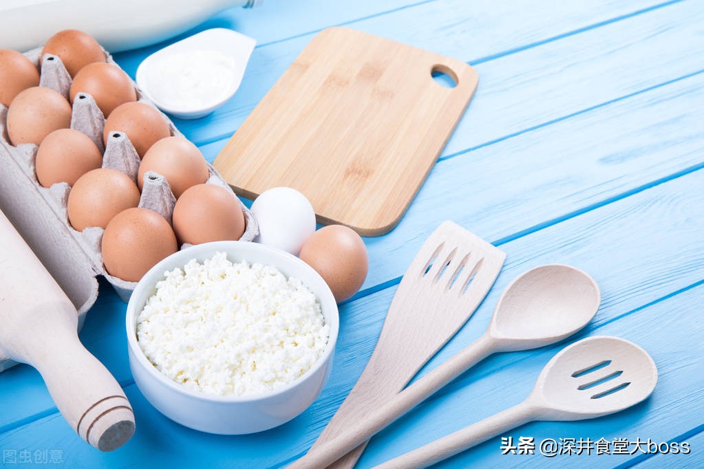 和面的教程技巧,和面只放水能做出筋道的面吗