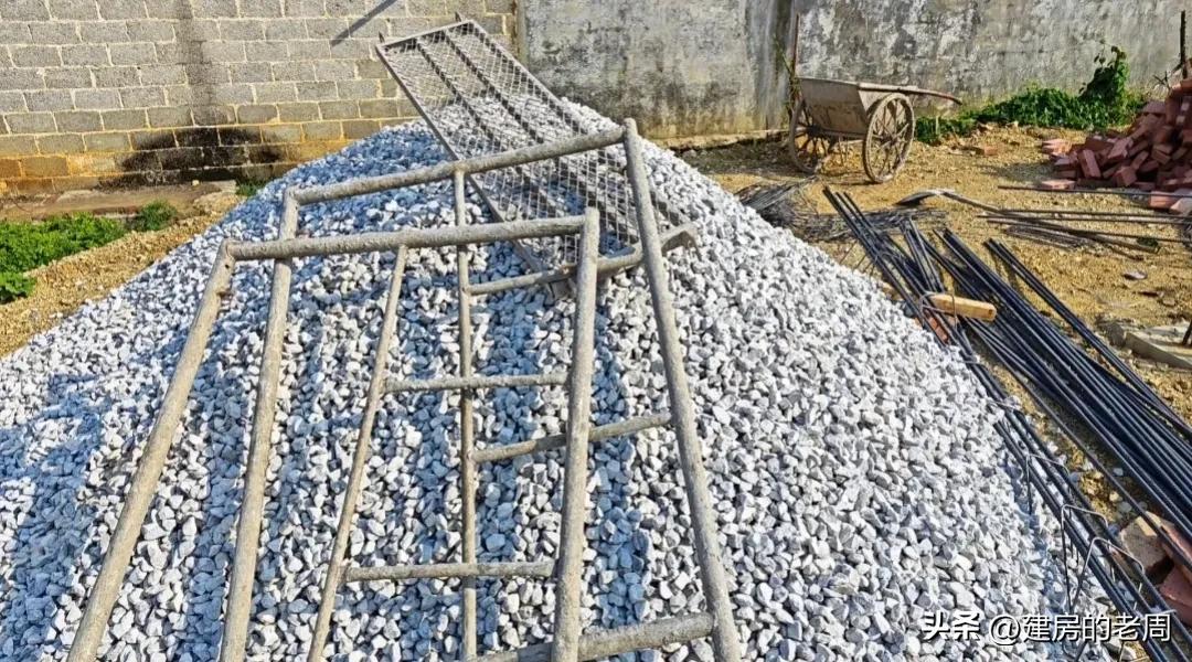 农村自建房自拌混凝土怎么输送,农村楼面混凝土自拌全过程