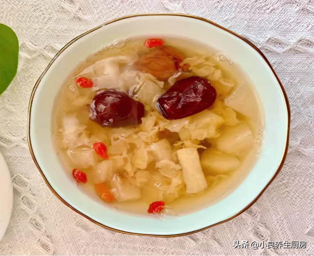 秋冬季天气干燥牢记这款汤,冬天喝什么汤好降火润肺止咳