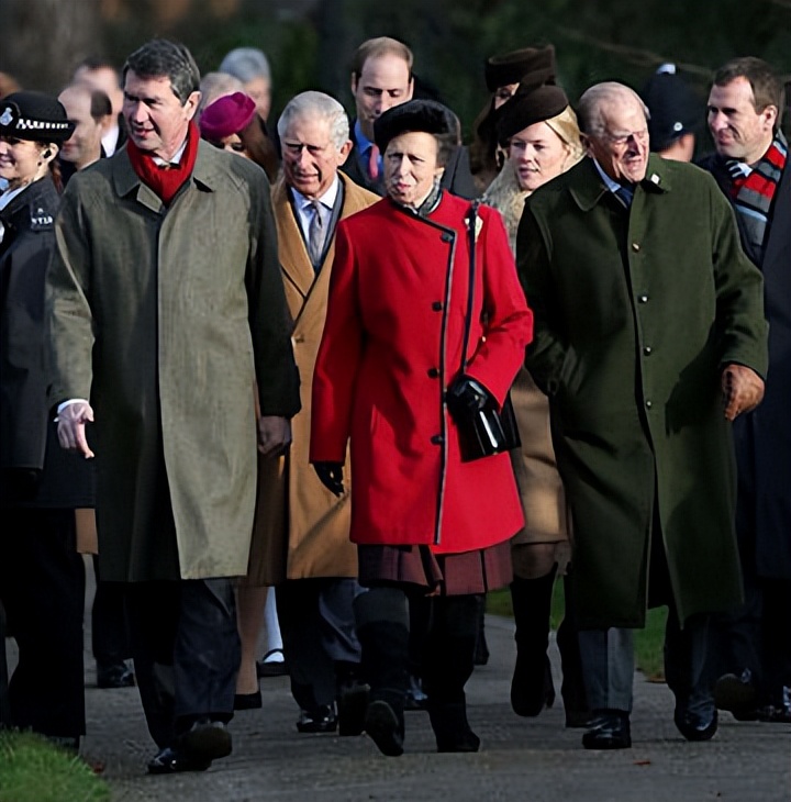 英国王室圣诞节送什么,英国王室伴手礼