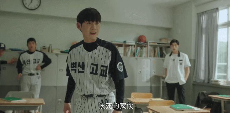 这未成年丑闻，怎么就封杀不掉？