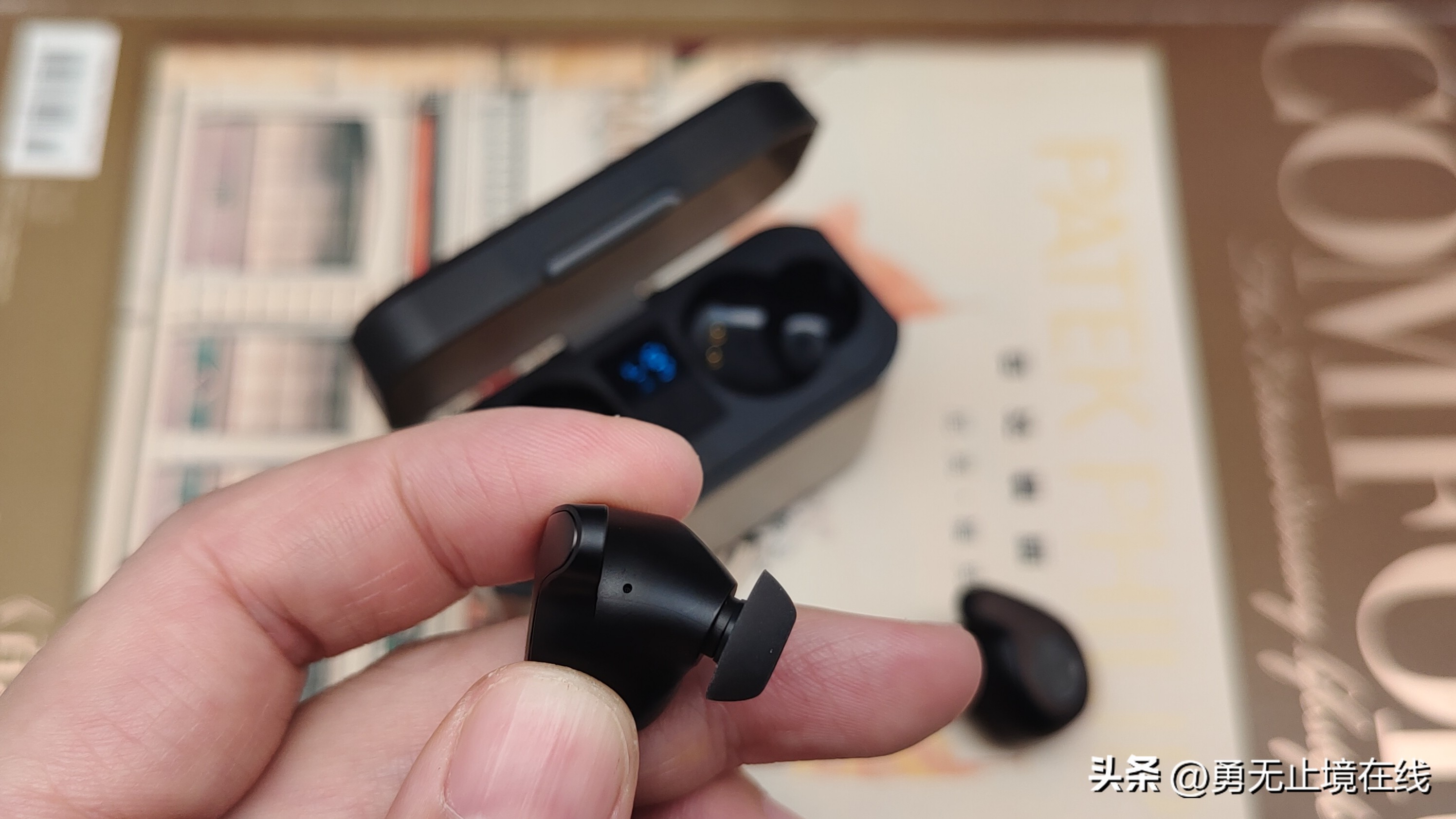 情人节该送情人礼物还是老婆礼物,情人节送男友礼物一般送什么