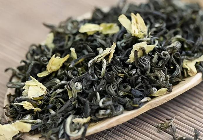 三伏天喝点什么茶解暑,三伏天又湿又热喝什么茶最合适