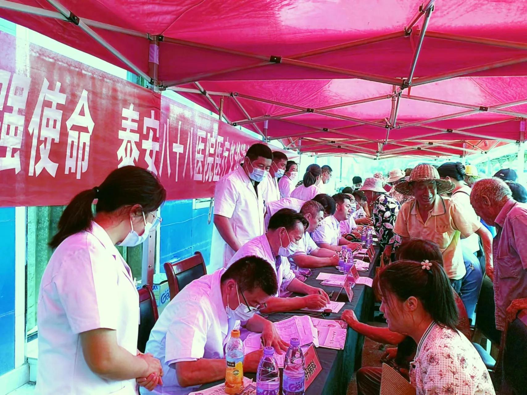 守初心担使命义诊暖人心,上门义诊暖心活动进行时