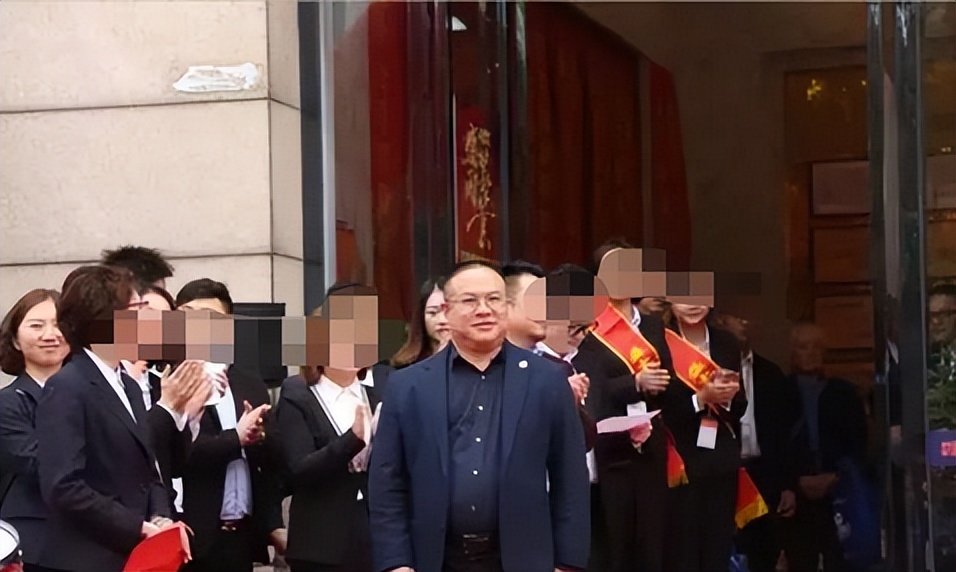 11年集资被骗钱还能追回来吗,11年骗取钱财4000万