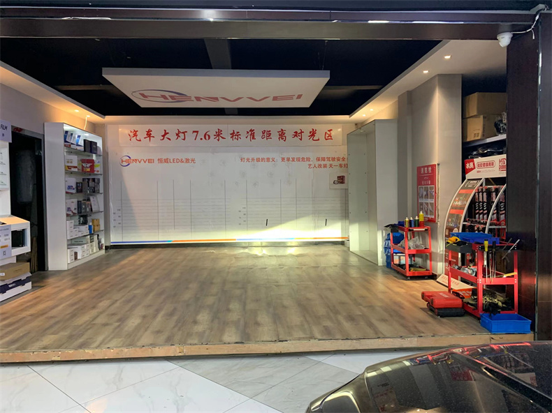 车灯太暗换灯泡有用吗,led车灯太暗换灯泡能解决吗