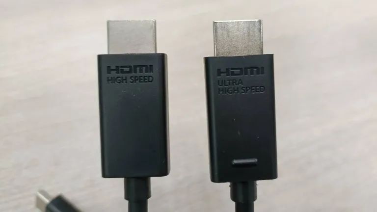 hdmi高清线2.1可以向下兼容,hdmi1.4和hdmi2.0的线缆区别