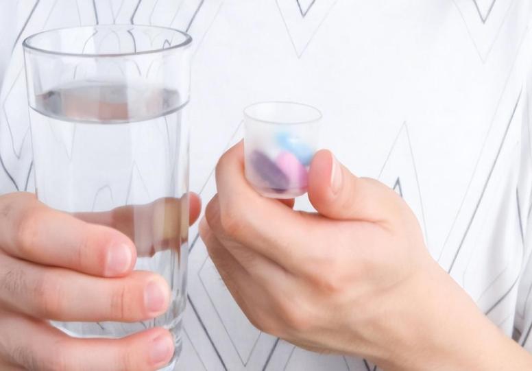 吃他汀降血脂要警惕三类副作用,吃他汀期间这四种东西要远离