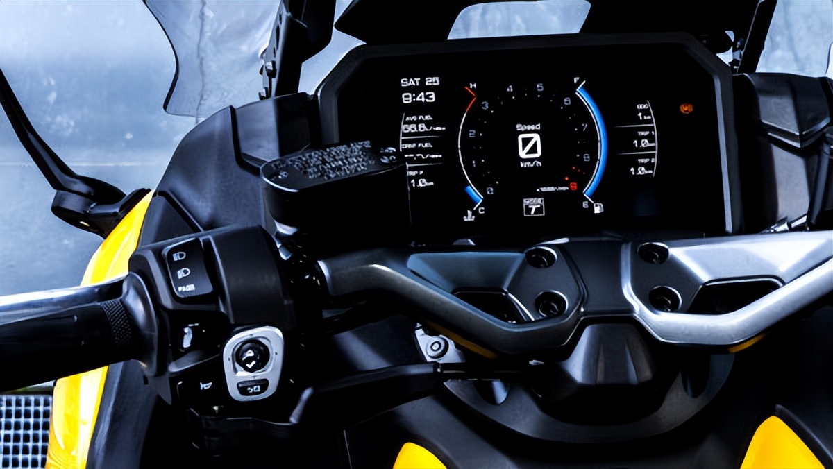 雅马哈踏板tmax750改装,雅马哈tmax150踏板价格