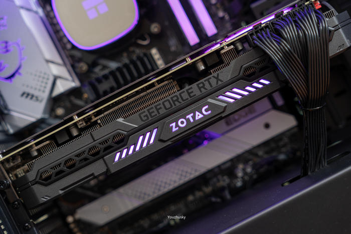 微星z690刀锋可以用1070ti吗,微星z690刀锋钛对比吹雪