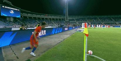 郑铮世界波破门,郑铮凌空打门