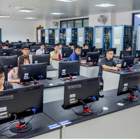 中山大学计算机学院专业有哪些,电子科技大学中山学院专业