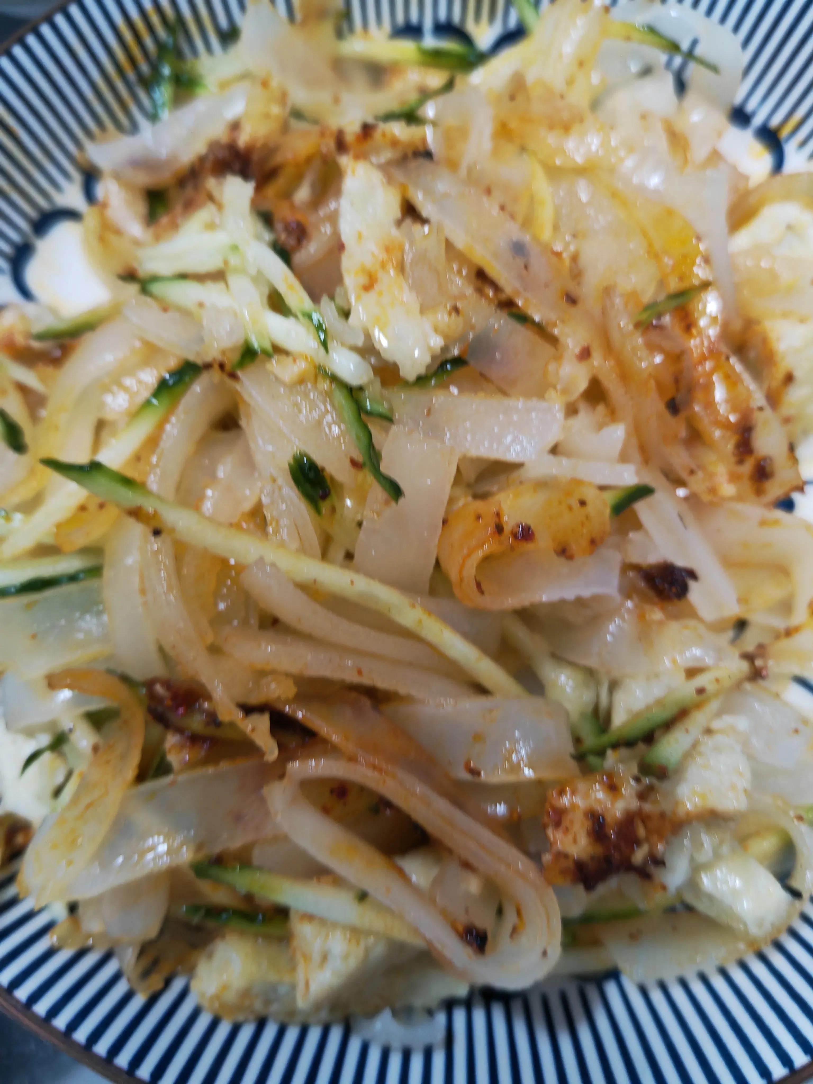 第一次学做凉皮的视频,学做凉皮多少钱