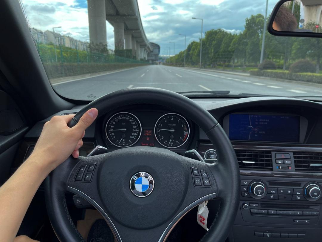 宝马430i硬顶敞篷二手价格,宝马2系敞篷硬顶二手价格