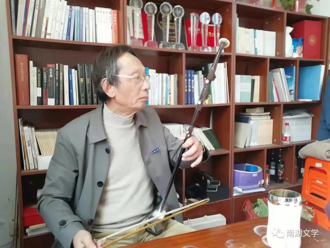 夏云翔与他的一部濮院毛衫创业发展史篇