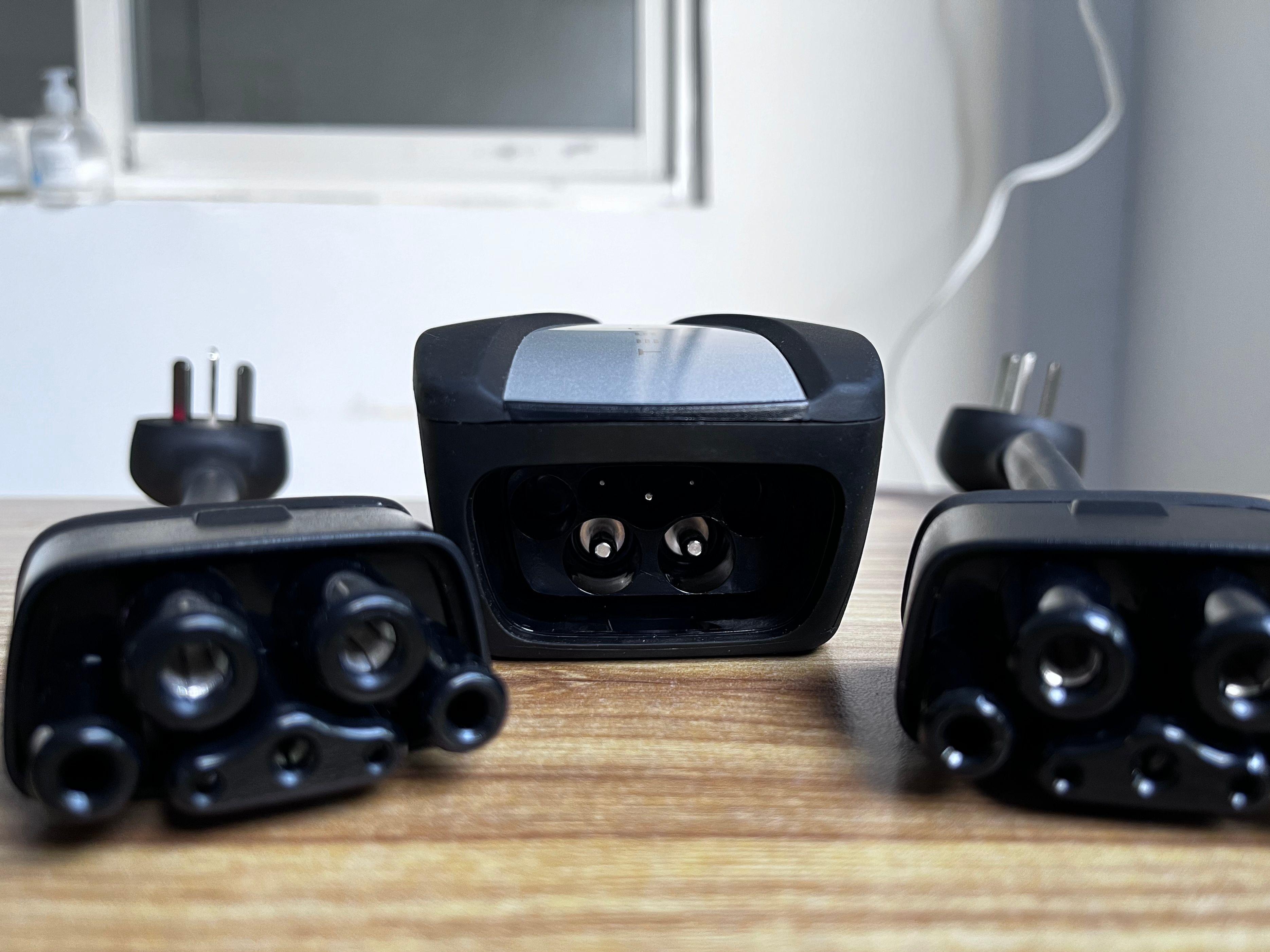 modely买充电桩还是随车充,modely充电桩和随车充