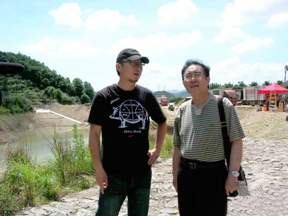 韩寒棱角被磨平全文,韩寒棱角磨平视频