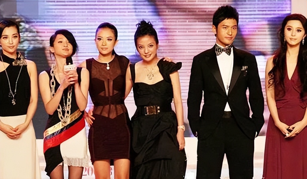 范冰冰与赵薇的差距为什么这么大,范冰冰有没有超越赵薇