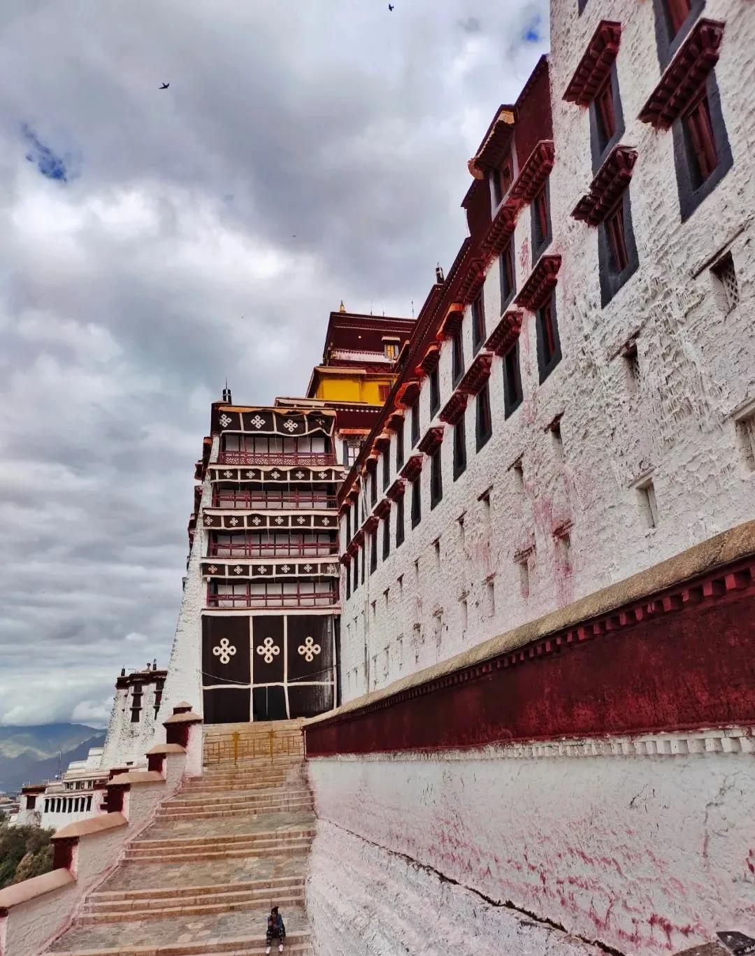 拉萨布达拉宫一万元可以玩下来不,拉萨布达拉宫海拔高度是多少米