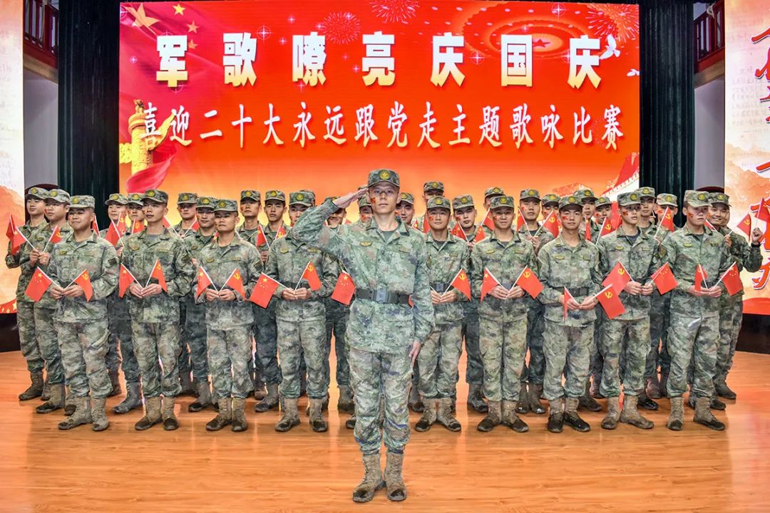 第71集团军：欢声笑语庆国庆，群众性文化活动暖兵心！