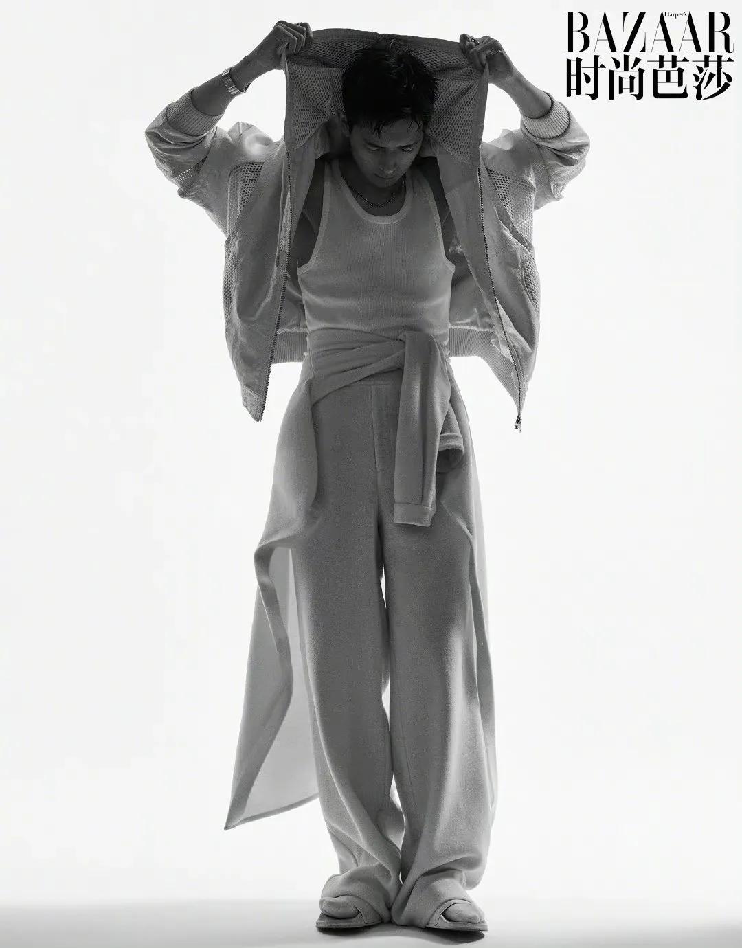 时尚芭莎肖战和谁拍过,时尚芭莎肖战年度盛典照片