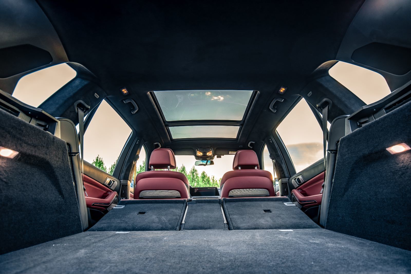 宝马x5新款尊享版2022款夜间试驾,试驾宝马x5新车型