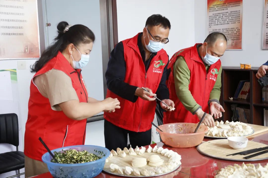 一川草色青袅袅全诗,一川草色青袅袅全诗译文