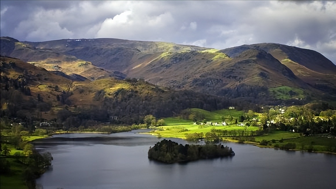 英国民谣发展特点,英国的民谣有哪些