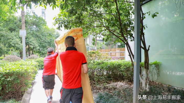 空调搬运后多久可以使用,空调搬运必须直立吗