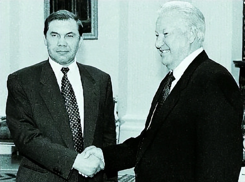 俄罗斯总统普京与叶利钦的关系,俄罗斯人如何评价普京和叶利钦