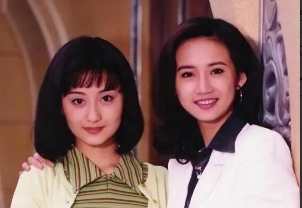 桑妮的20岁照片,桑妮颜值巅峰出家