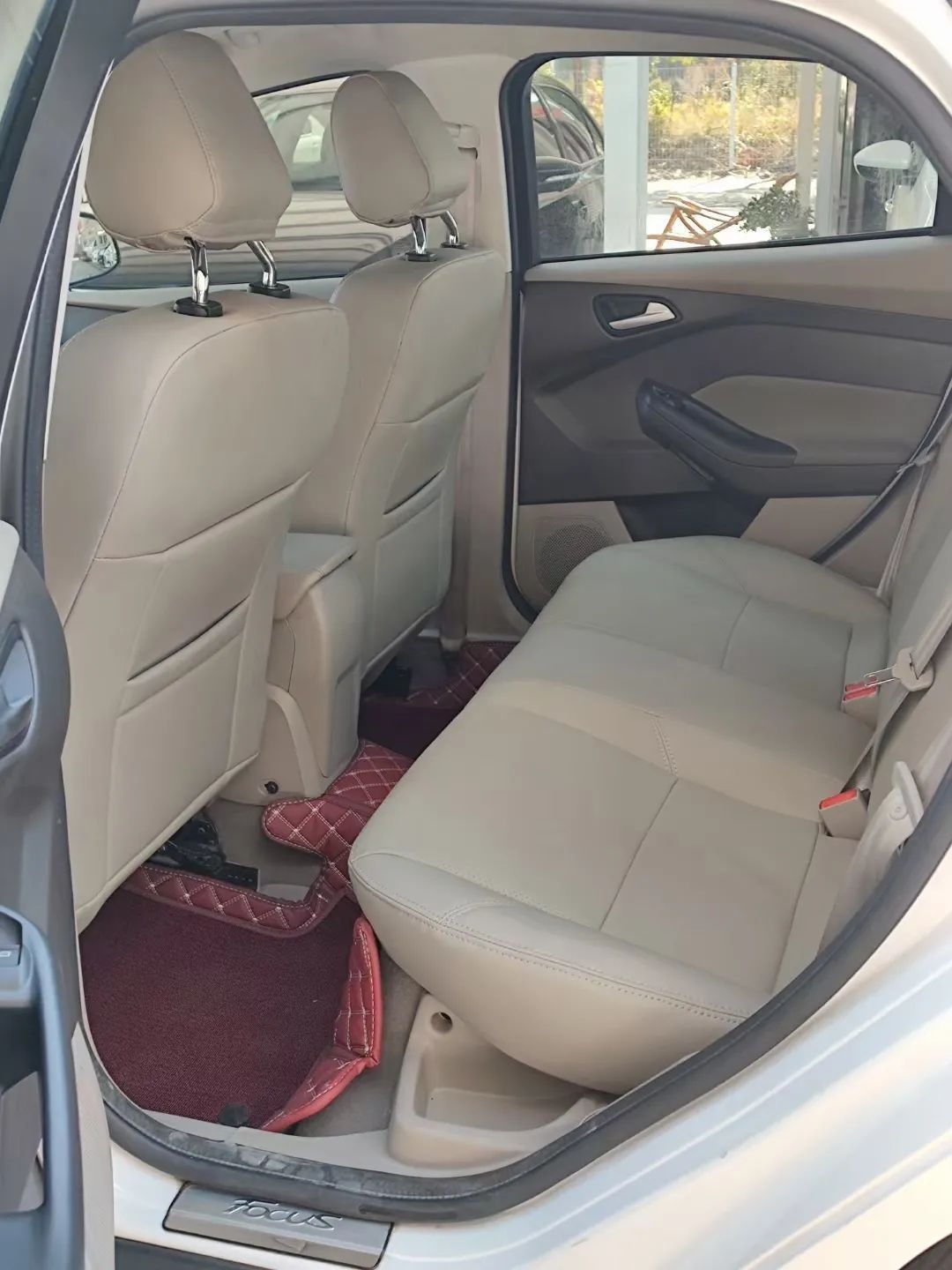 十堰龙信国际汽车城二手车过户,十堰龙信汽车城