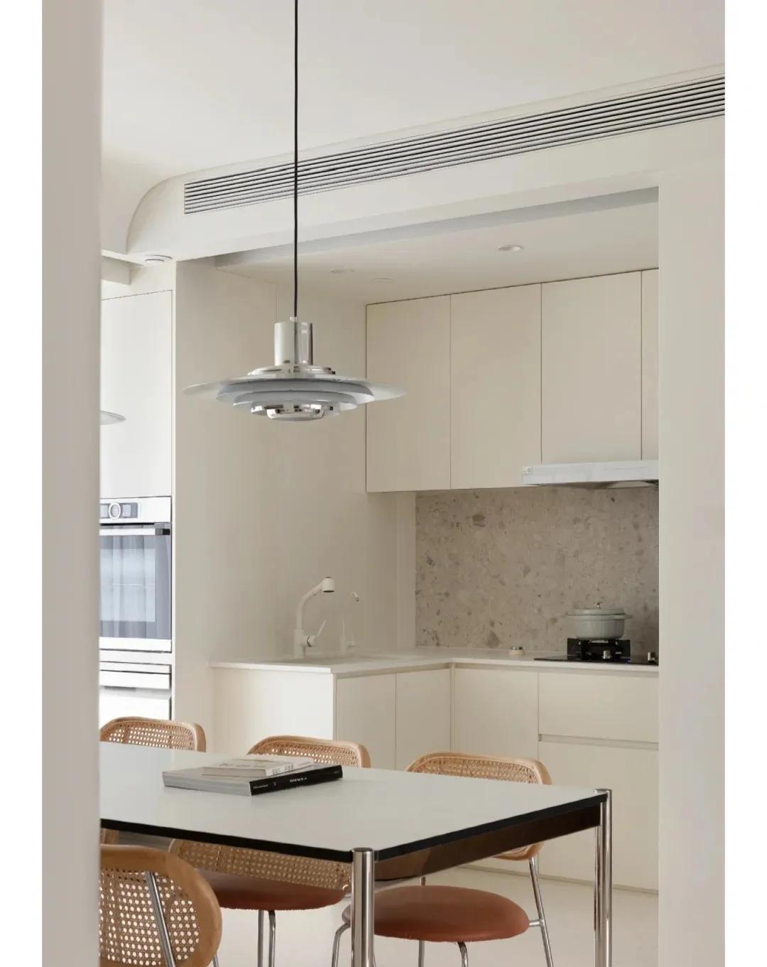 缇庡コ鏅掕嚜瀹剁殑璞畢瑁呬慨,缇庡コ鏅掕嚜瀹剁殑璞崕瑁呬慨