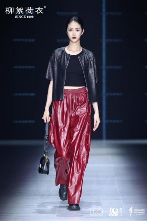 2023年新款时尚女装盐系气质,盛泽时尚女装