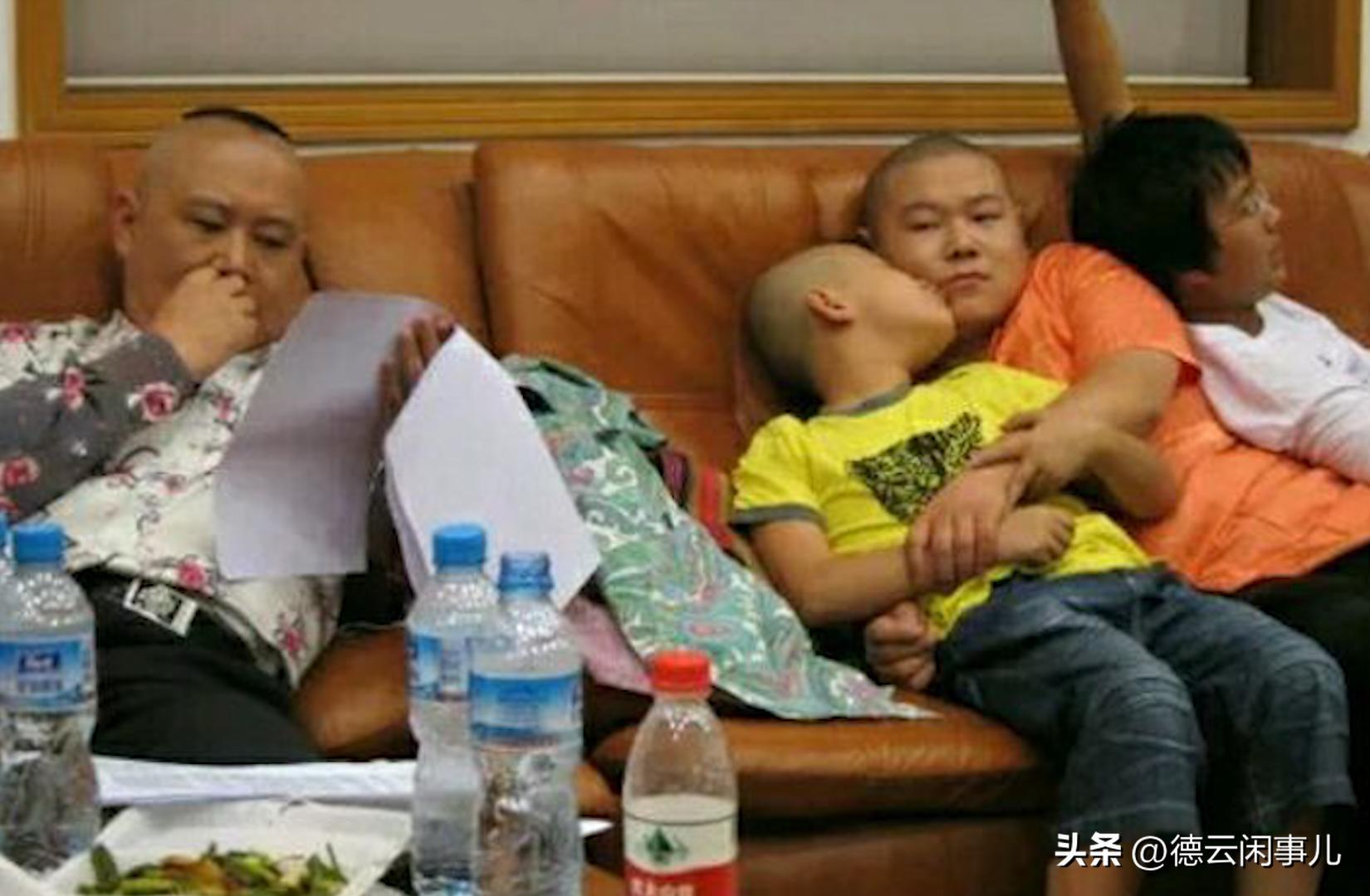 岳云鹏打过陶阳吗,岳云鹏跪陶阳高能名场面