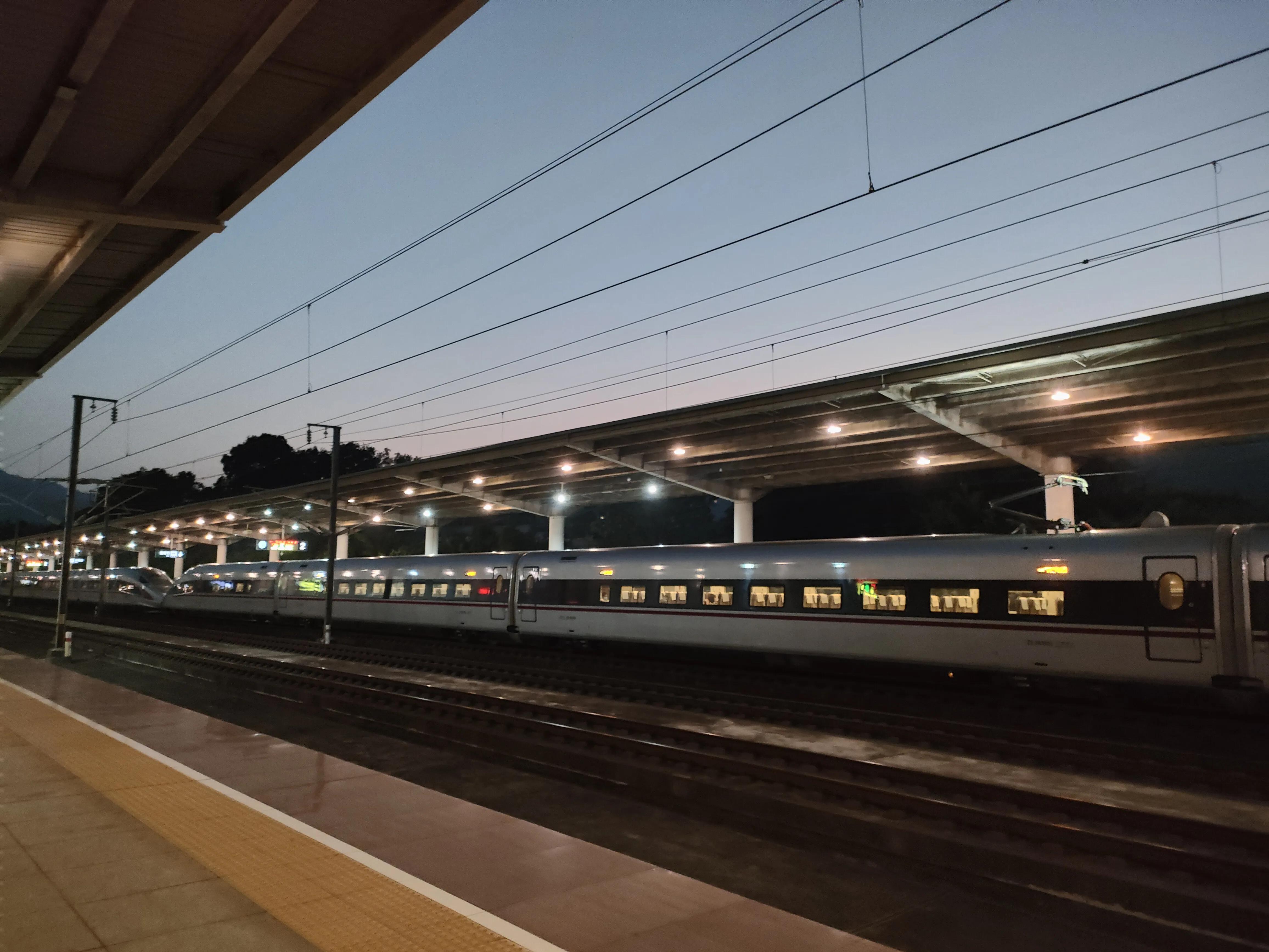 英德九州驿站第一站在哪里,英德天门沟九州驿站套餐