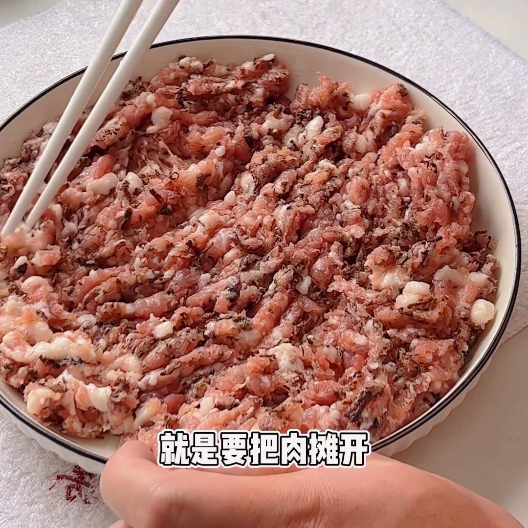 江浙正宗梅干菜肉饼,梅干菜蒸肉饼怎么样才能蒸得嫩