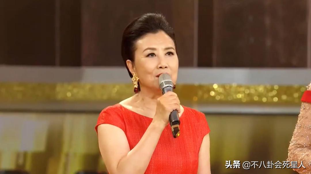 年过三十的女明星今昔对比图,今昔对比70后女星