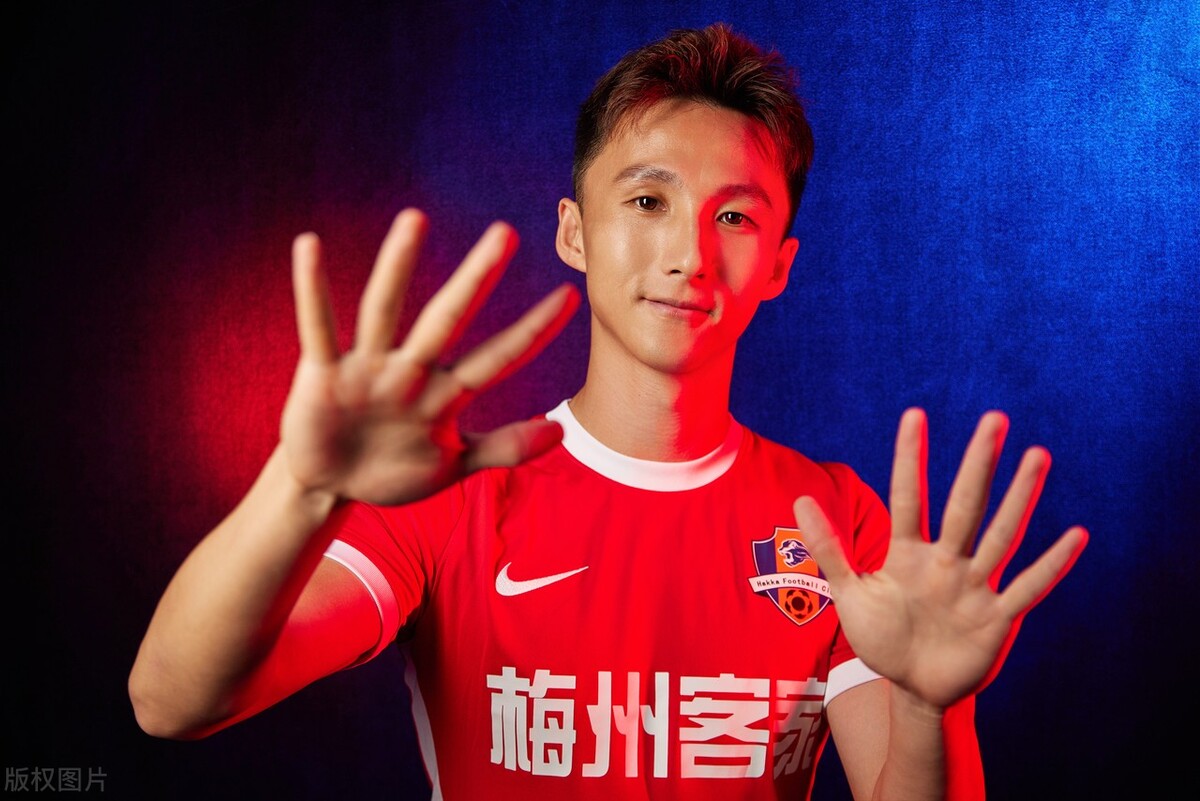 梅州客家足球俱乐部写真,梅州客家队海报