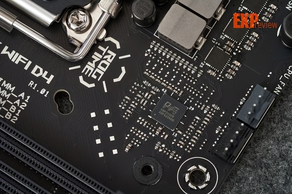 ROGSTRIXB760-GGAMINGWIFID4吹雪主板评测：高颜值且亲民的小吹雪