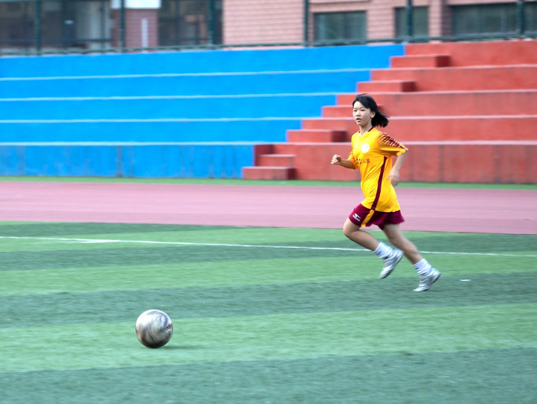 这里山乡气象新丨大山里的“足”变