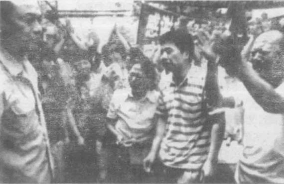 担心自己官位不保,“劳模”主任*杀暗**竞争对手:花两万五做掉他