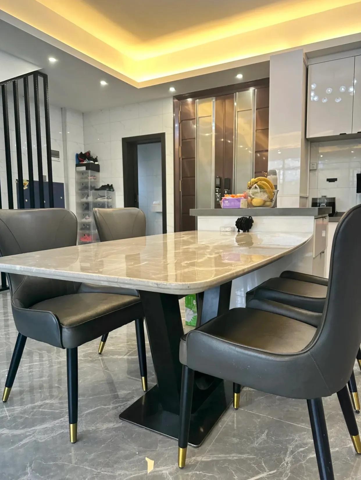 全网最火的10款岩板餐桌1米6,岩板餐桌和大理石餐桌怎么选