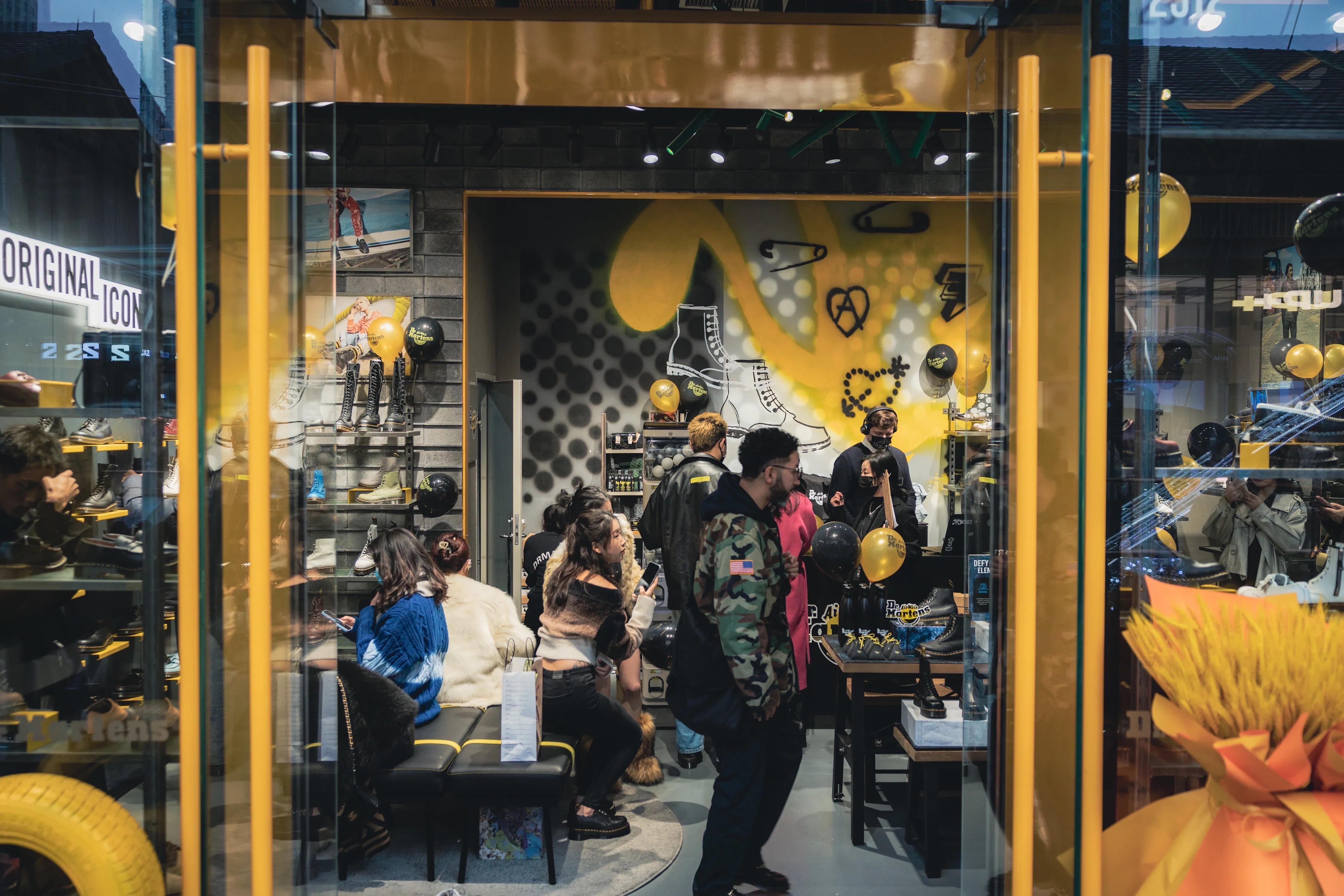 马丁靴专卖店,马丁靴成都发货