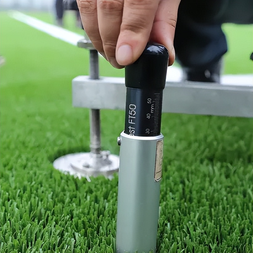 成都中小学首块获国际足联（FIFA）认证足球场落地成华区